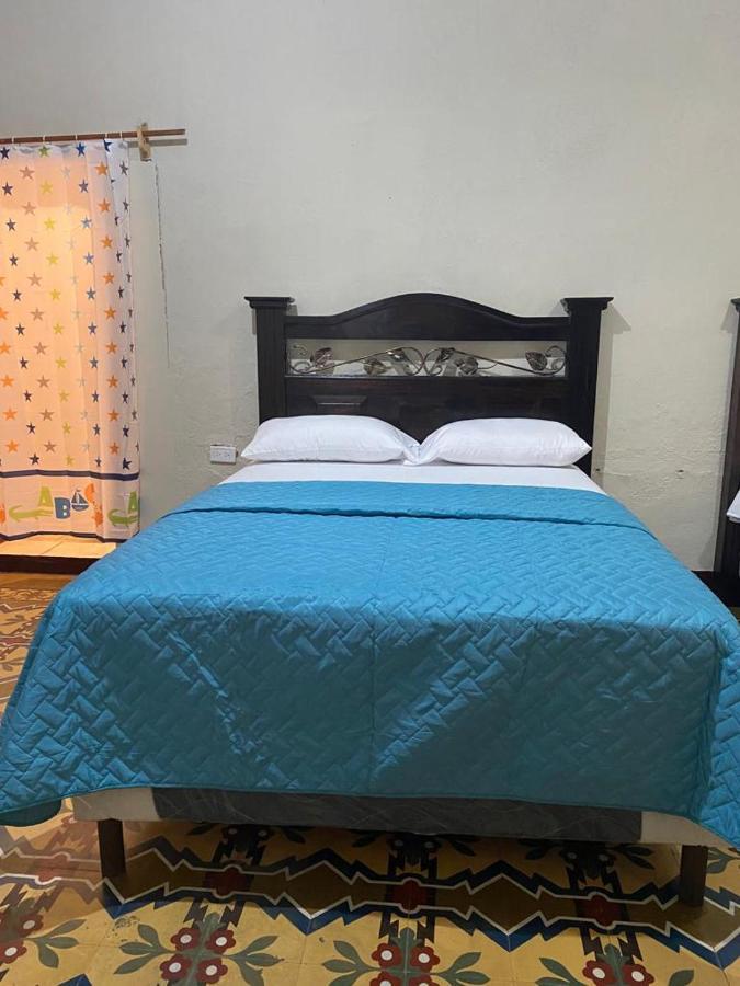 Hotel Malybu Guatemala City Bagian luar foto