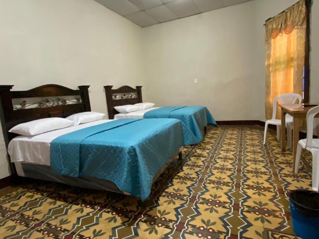 Hotel Malybu Guatemala City Bagian luar foto