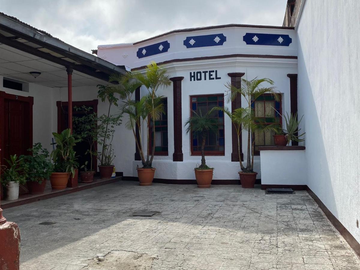 Hotel Malybu Guatemala City Bagian luar foto